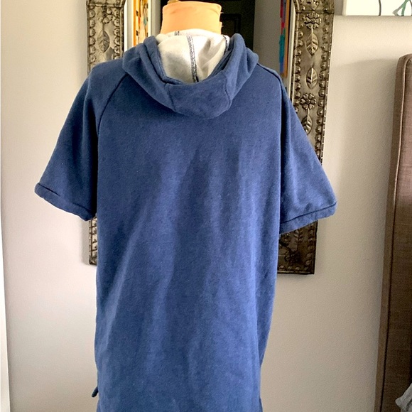 SWEATSHIRT HOODIE SHORT SLEEVES NAVY BLUE SIZE MED - Picture 4 of 5